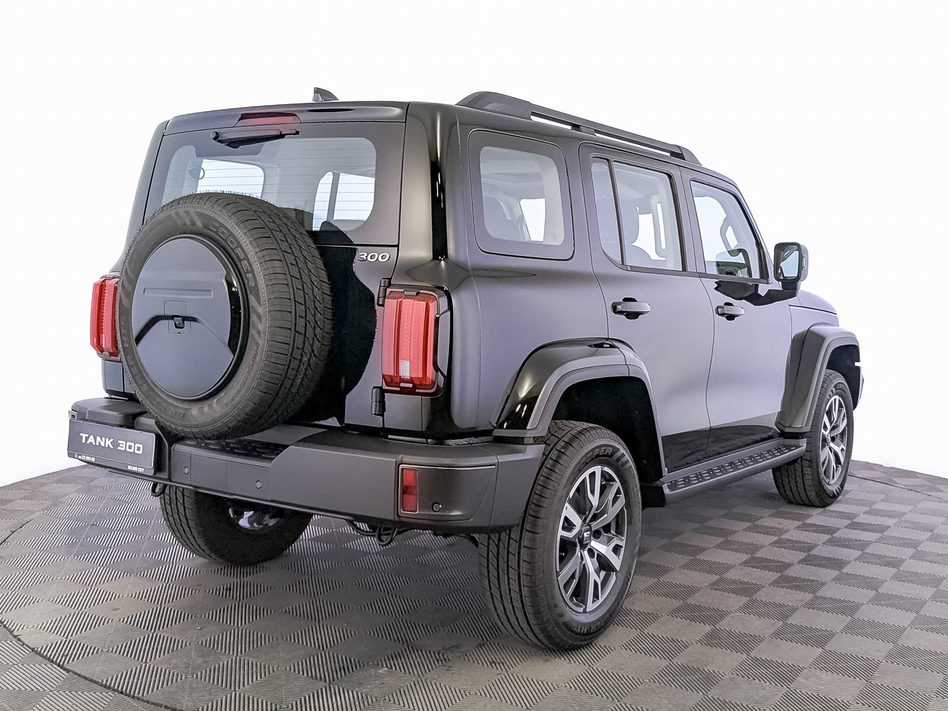 Tank 300 City Adventure 2.0 8AT 4WD