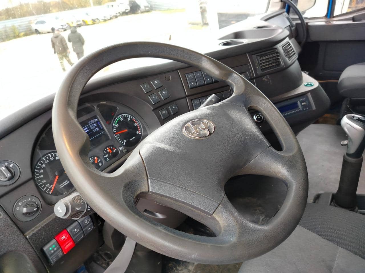 HONGYAN CQ4187HD12381T LNG,  96 973 км, 2023 года в лизинг