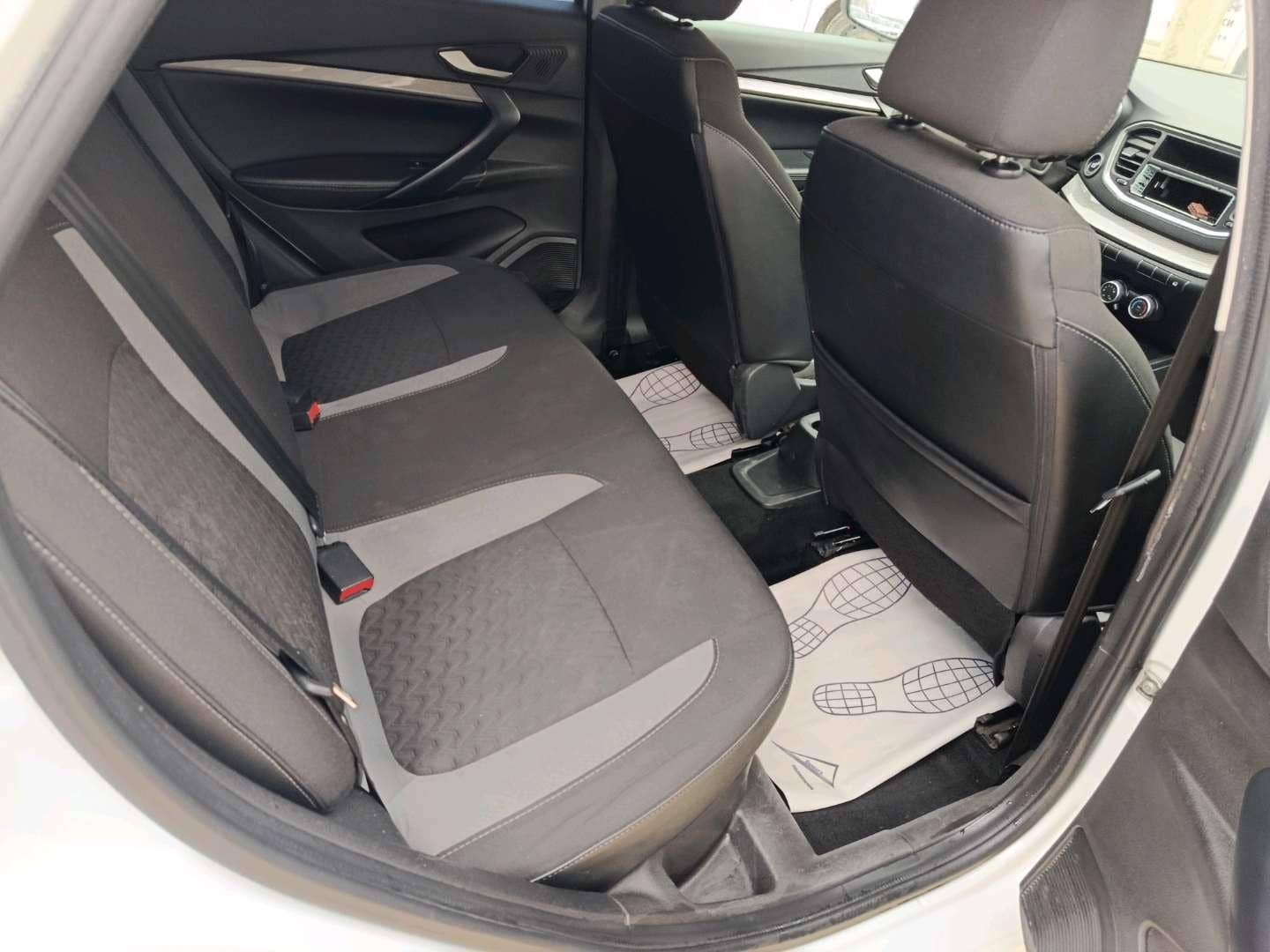 Lada Vesta седан,  128 069 км, 2023 года в лизинг