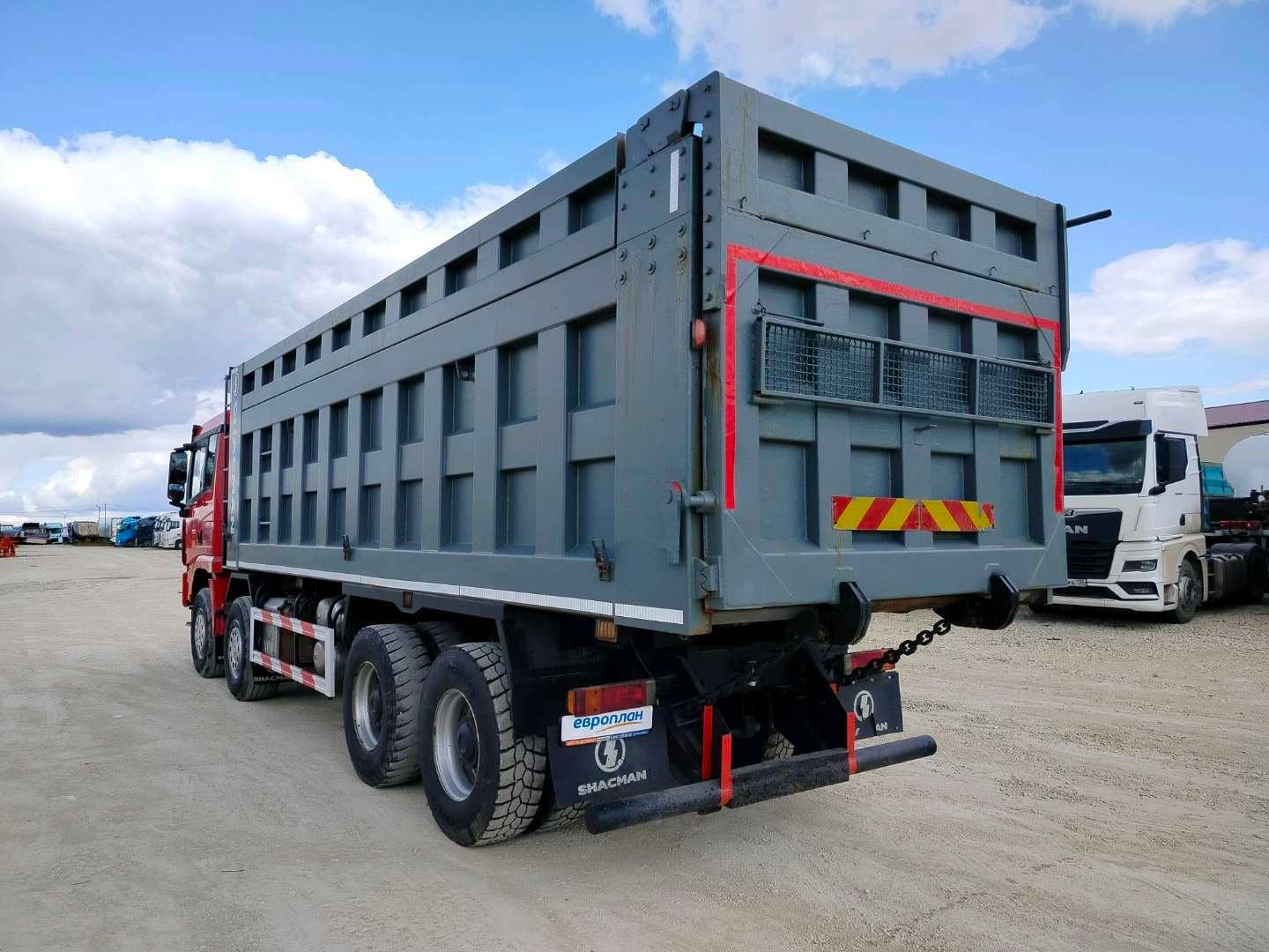Shacman SX3316DV366,  225 062 км, 2022 года в лизинг