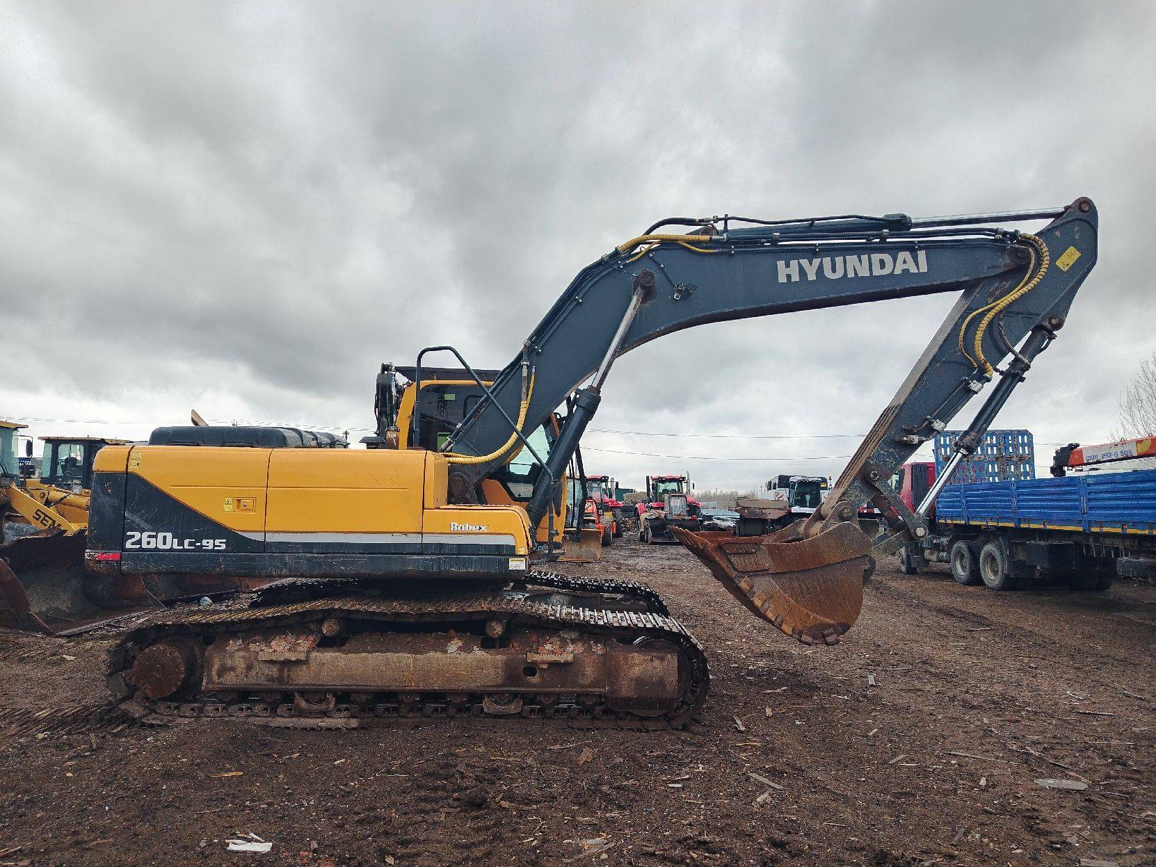 Hyundai R260LC-9S, 2022 года в лизинг