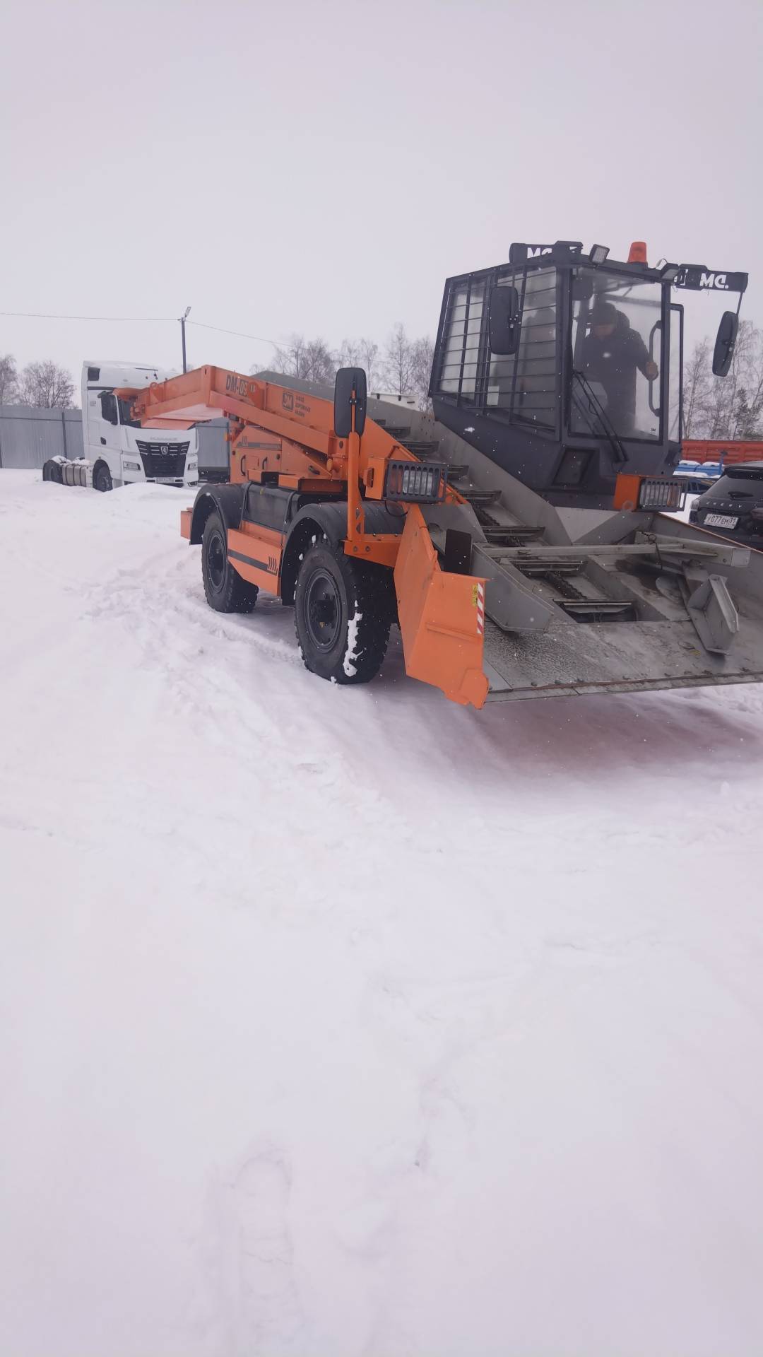 Завод «Дорожных машин» DM-09