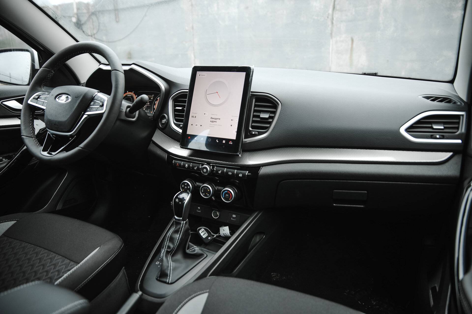 Lada Vesta седан Enjoy 24 1.8 122hp AT