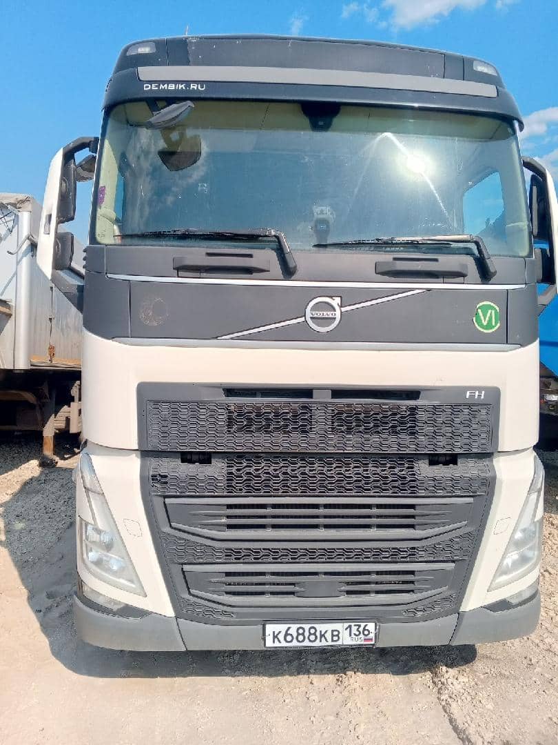 Volvo FH 460 4x2 (FH Globetrotter),  643 999 км, 2022 года в лизинг
