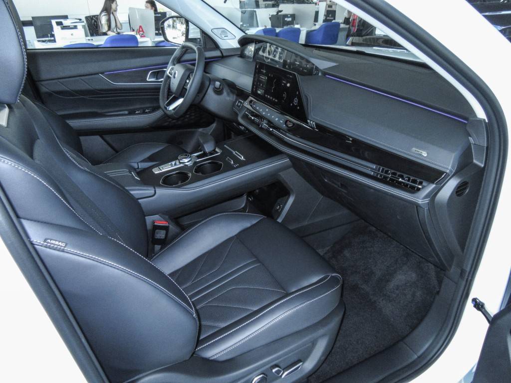 Changan Uni-K Техно 2.0 АТ полный привод