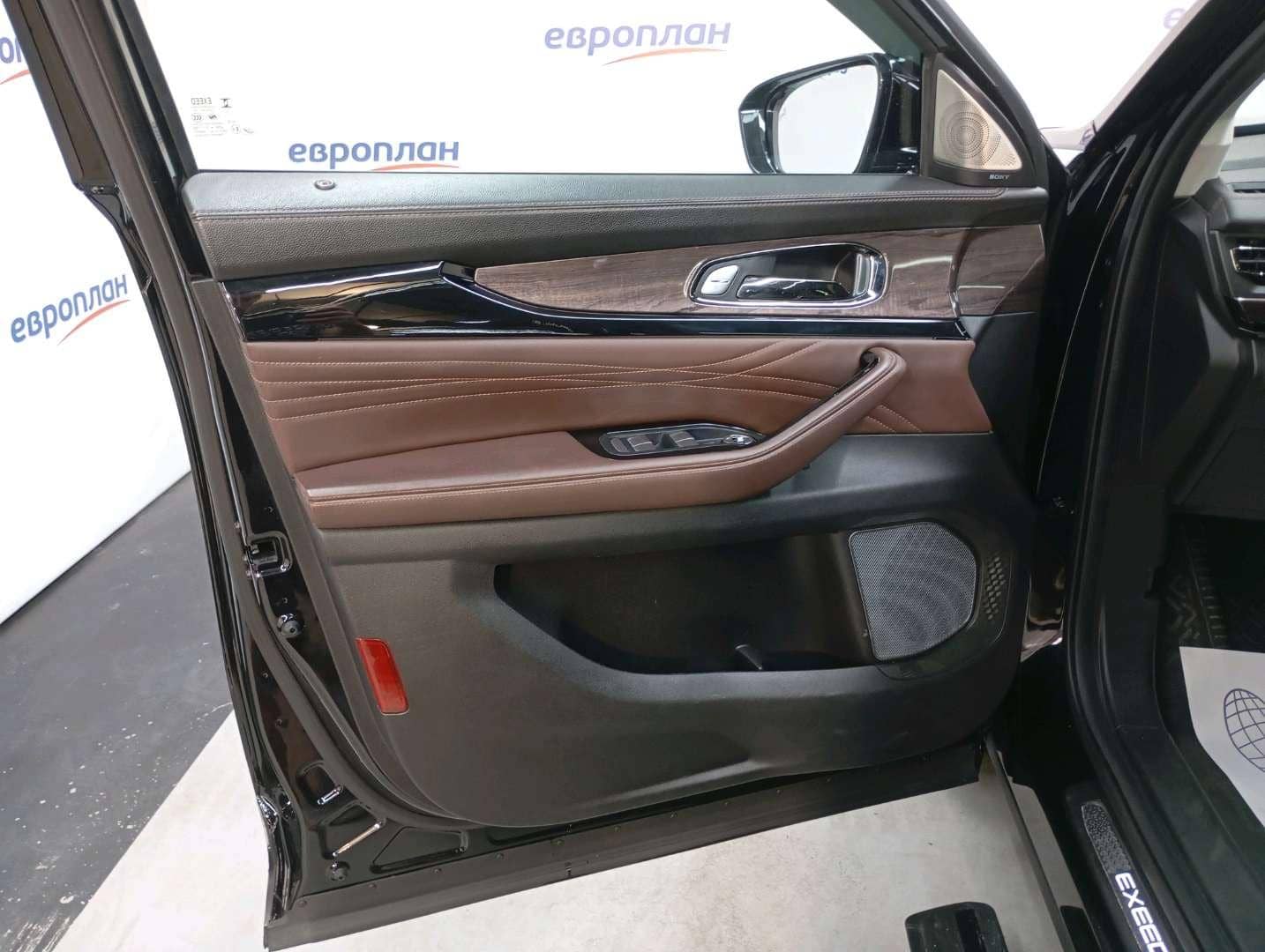 EXEED VX,  82 831 км, 2023 года в лизинг