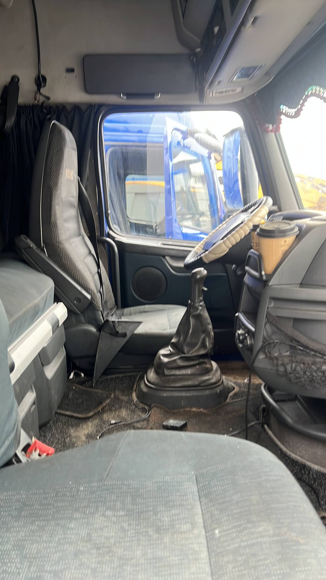 Volvo FH 420 4x2 (FH),  1 626 445 км, 2013 года в лизинг