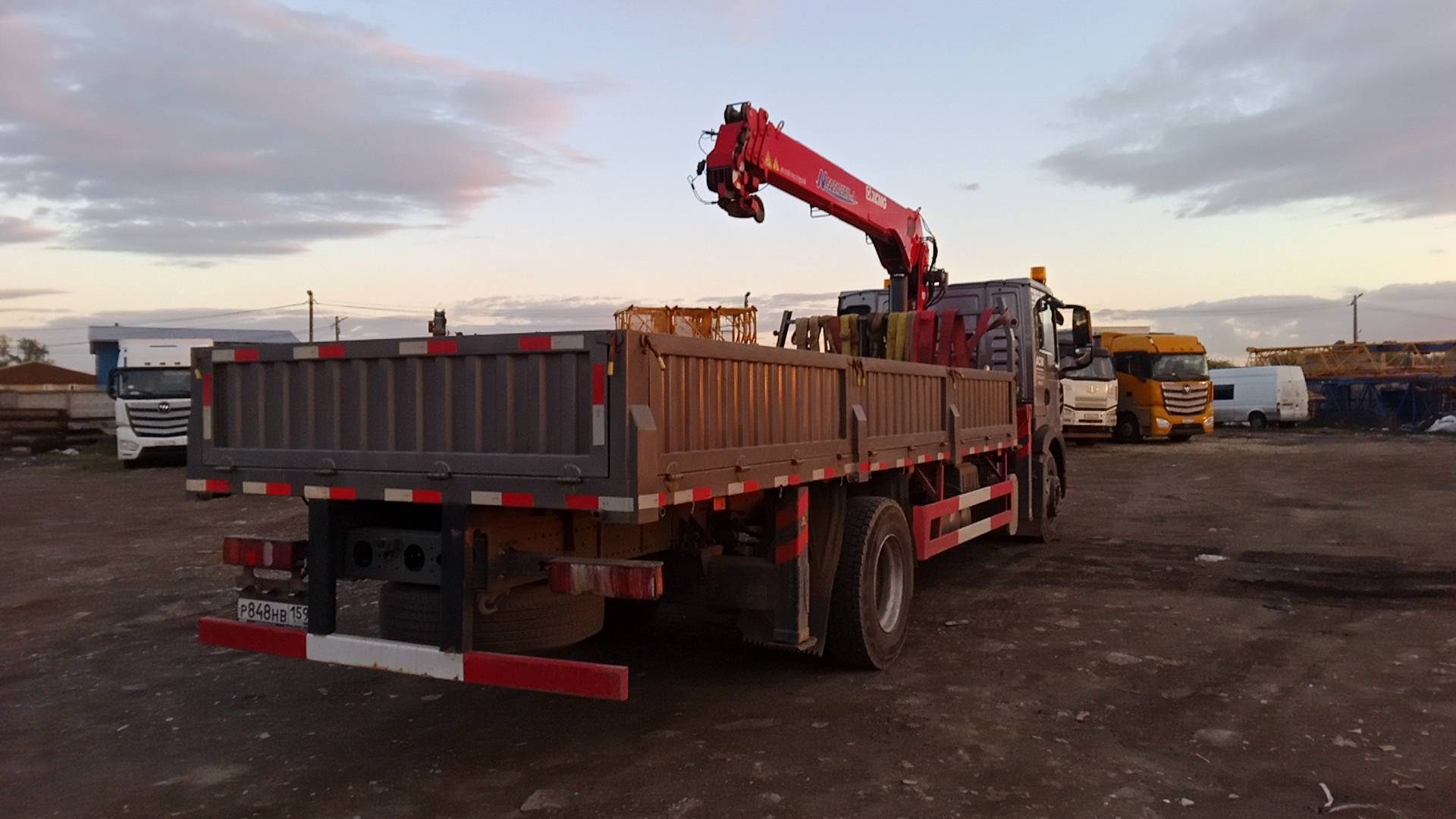 HOWO ZZ5167JSQM561GE1 4х2,  40 274 км, 2024 года в лизинг