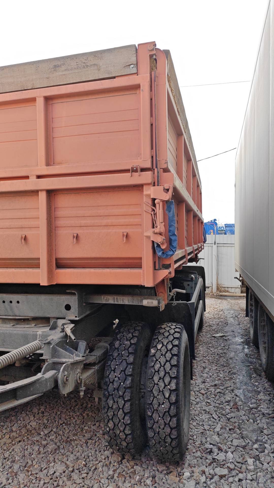 НЕФАЗ Самосвальный 8560, 2023 года в лизинг