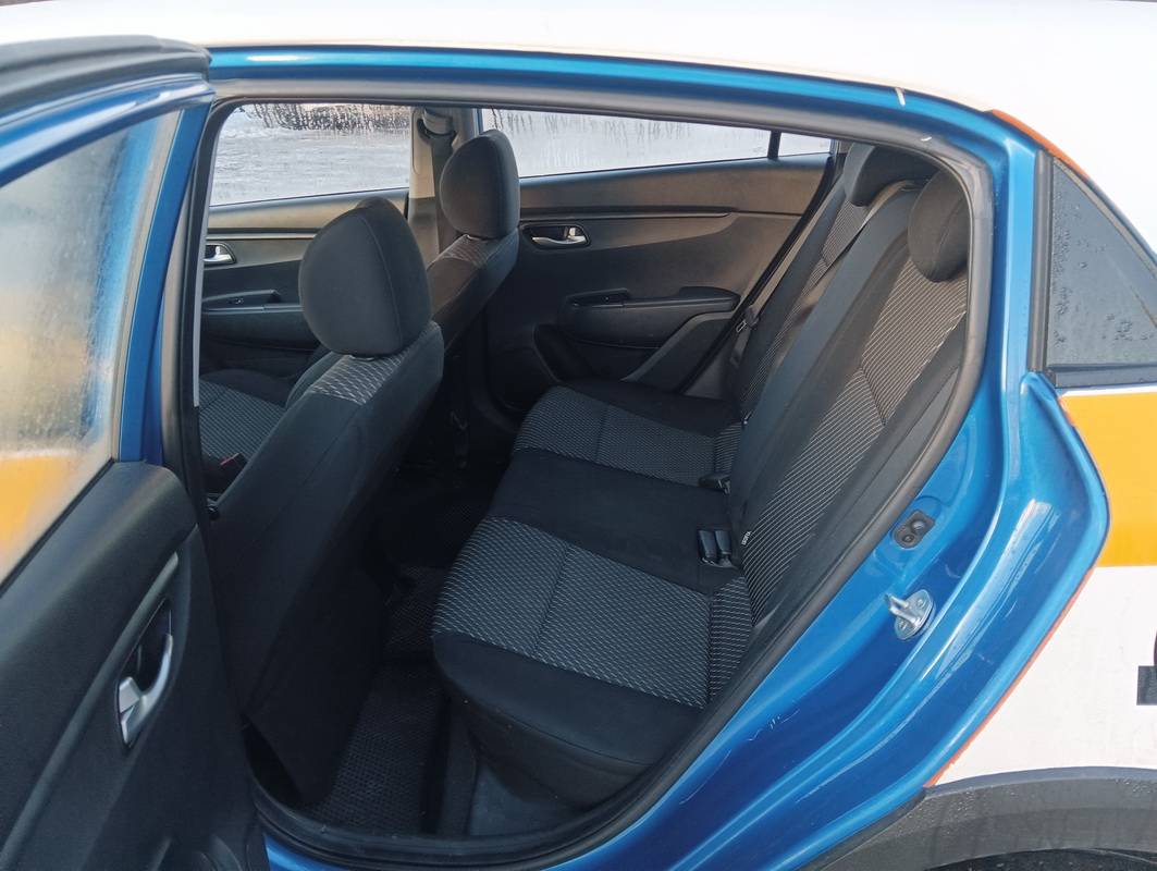 KIA Rio X-Line,  255 838 км, 2019 года в лизинг