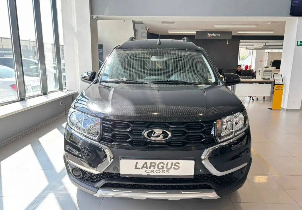 Lada Largus Cross Энджой 5 мест 1.6 106 л.с. МТ (Enjoy)