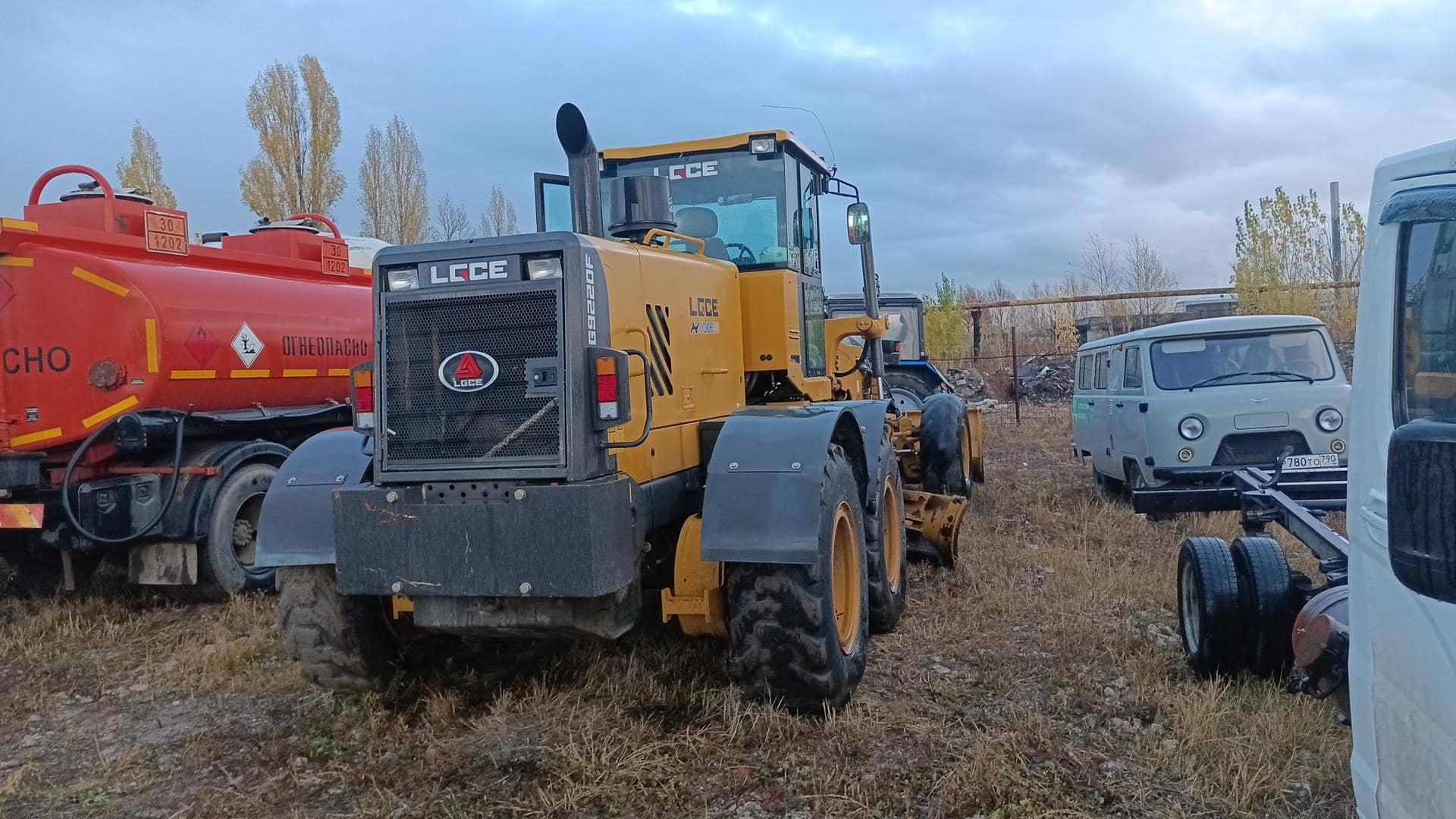 SDLG/LGCE G9220F, 2023 года