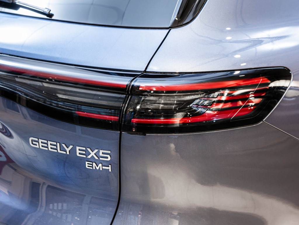 Geely EX5 Макс