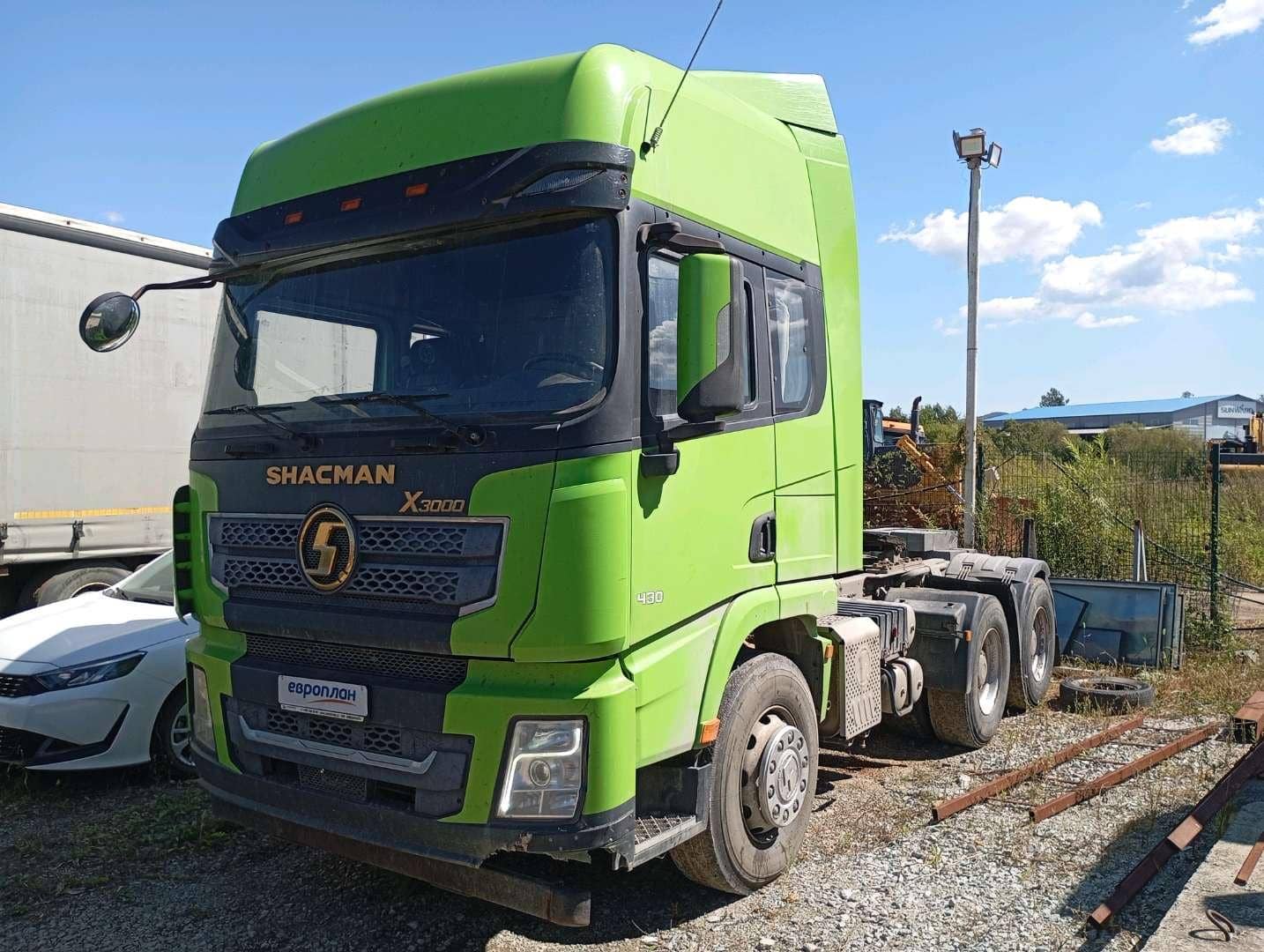 Shacman SX42584V324
