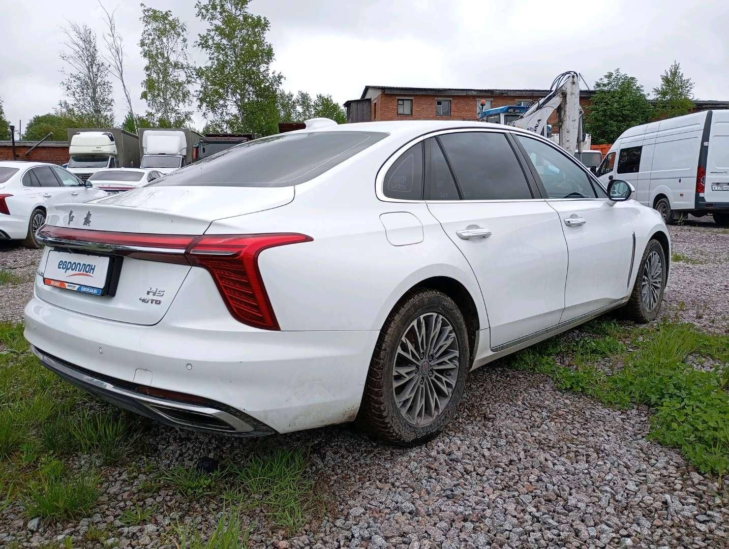 Hongqi H5,  107 159 км, 2023 года в лизинг