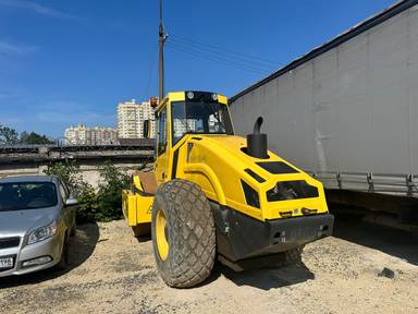 BOMAG BW218 D-40