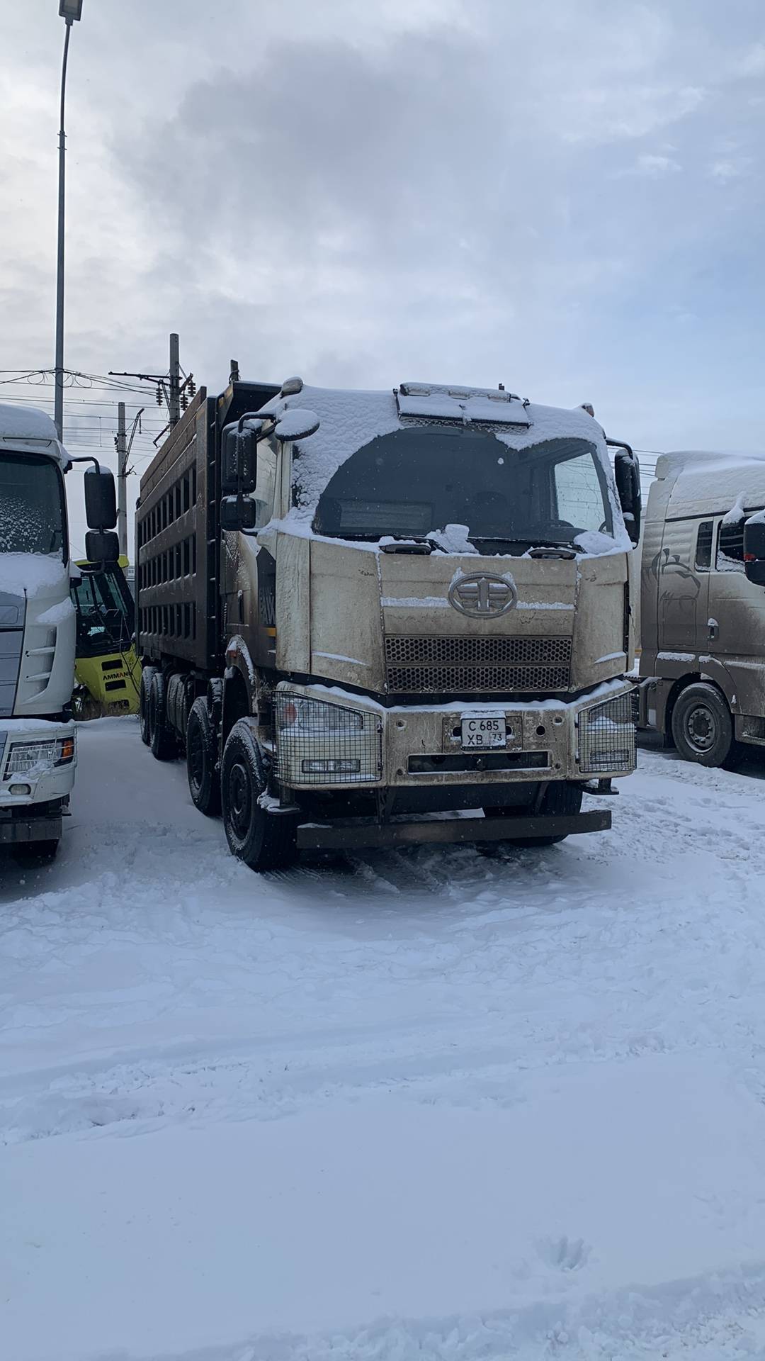 FAW CA3310P66K24T4E5 8х4,  150 548 км, 2023 года в лизинг