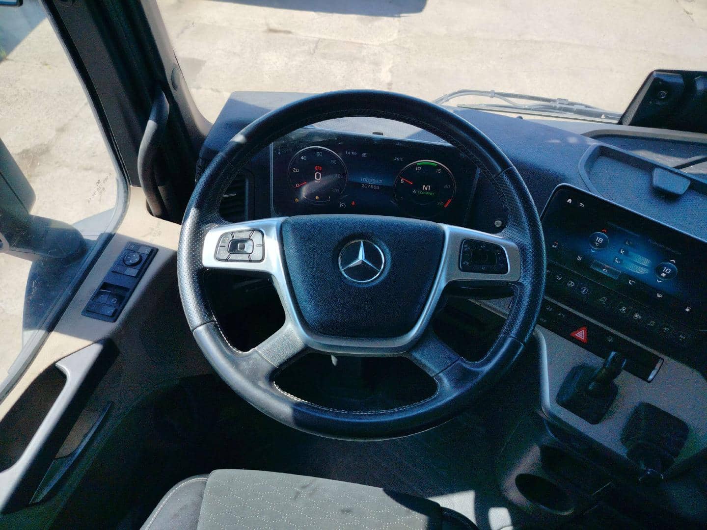 Mercedes-Benz Actros 1848 LS,  207 968 км, 2024 года в лизинг