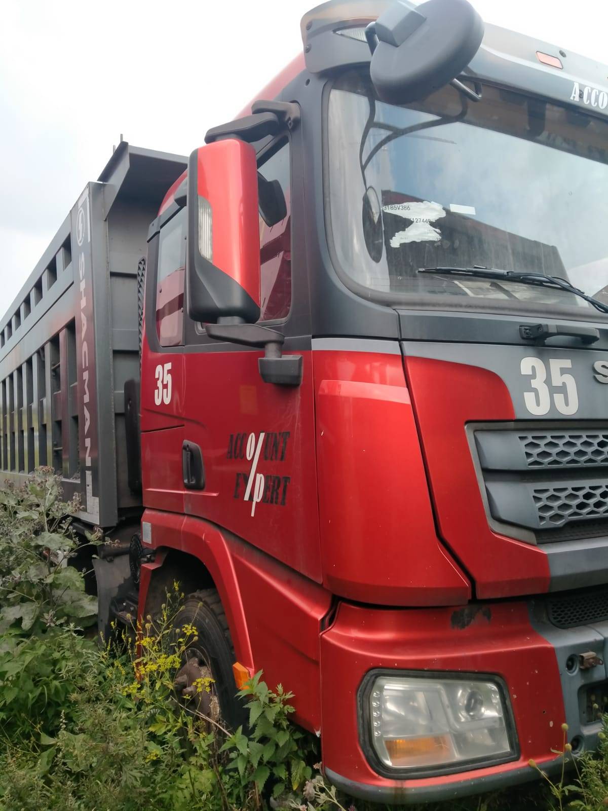 Shacman SX33186V366,  55 355 км, 2021 года