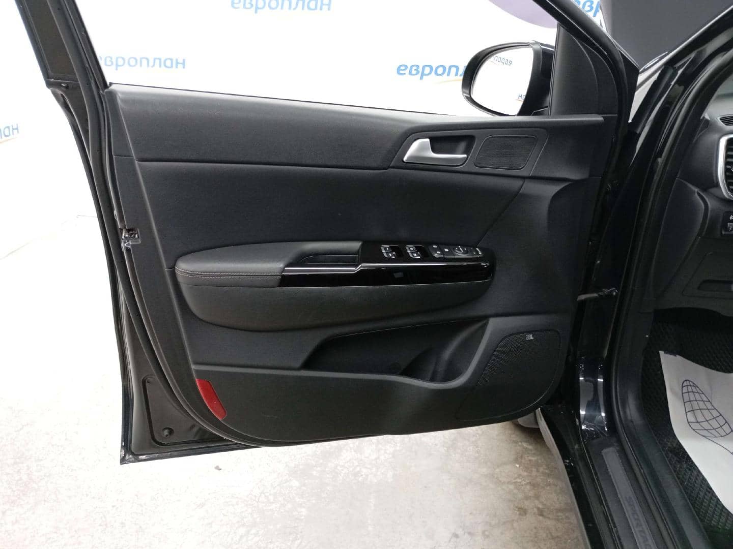 KIA Sportage,  95 721 км, 2021 года в лизинг