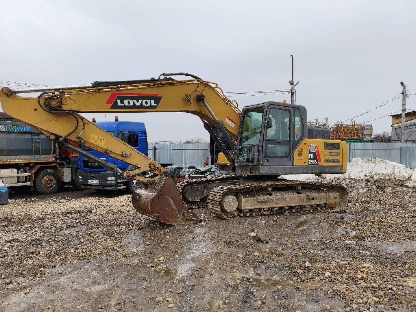 LOVOL FR245E2