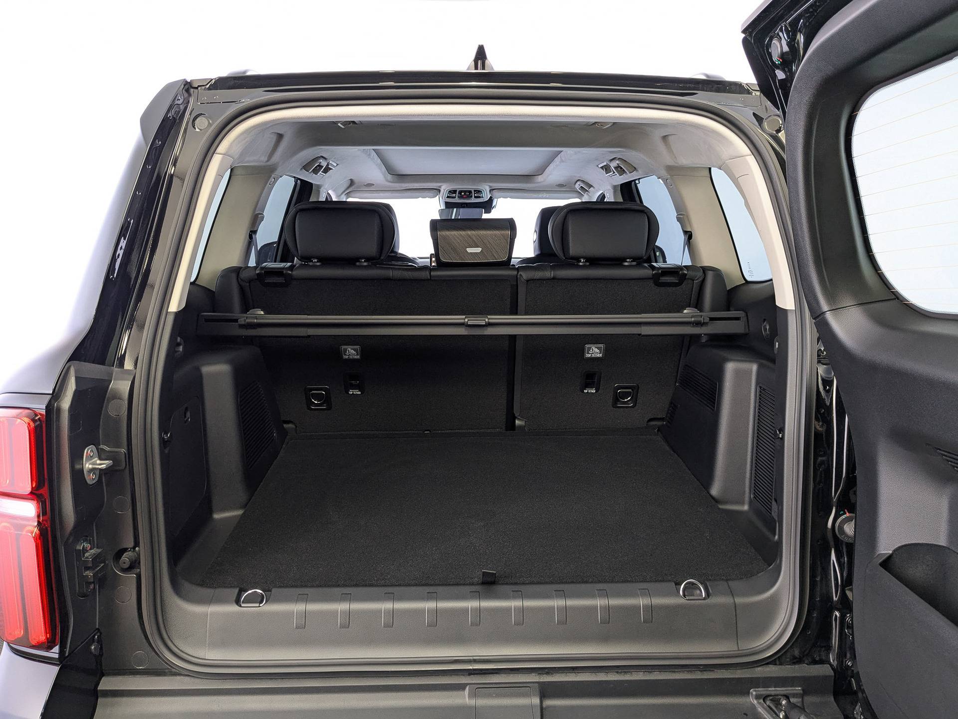 Tank 500 BLACKTRAIL  3.0 9AT 4WD