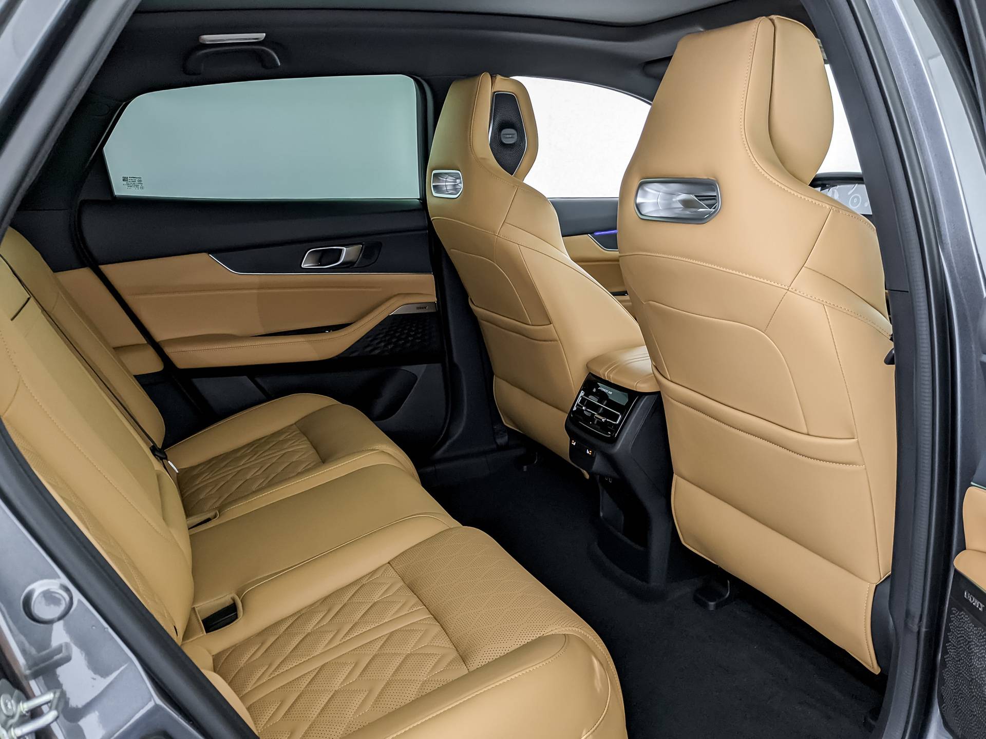 Changan Uni-K Tech 2.0 8AT AWD