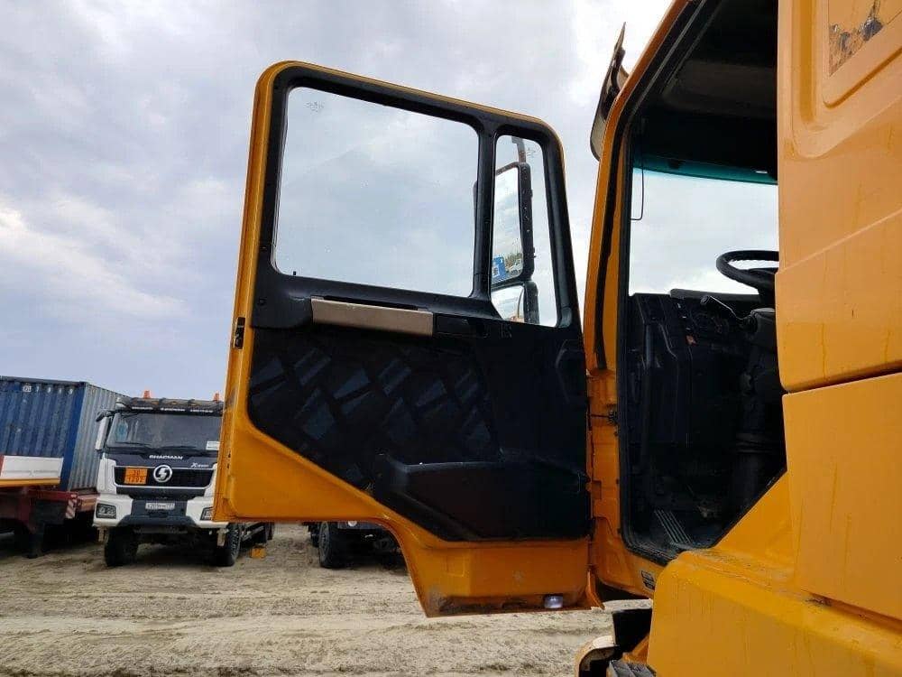 Shacman SX3258DT385,  157 201 км, 2021 года в лизинг