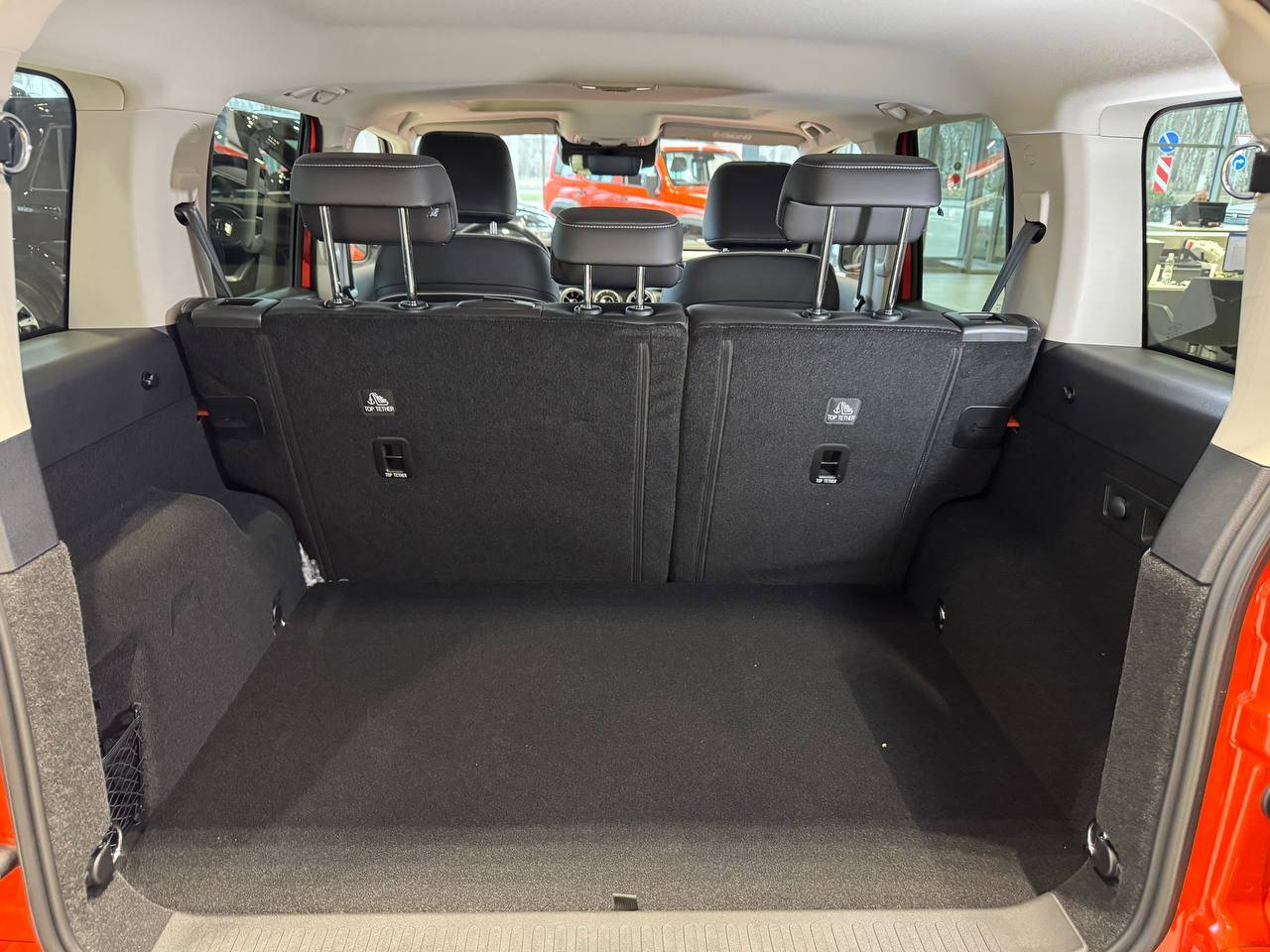 Tank 300 City Premium 2.0 8AT 4WD