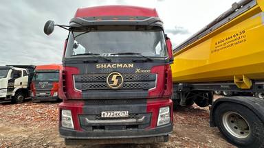 Shacman SX42584W324C