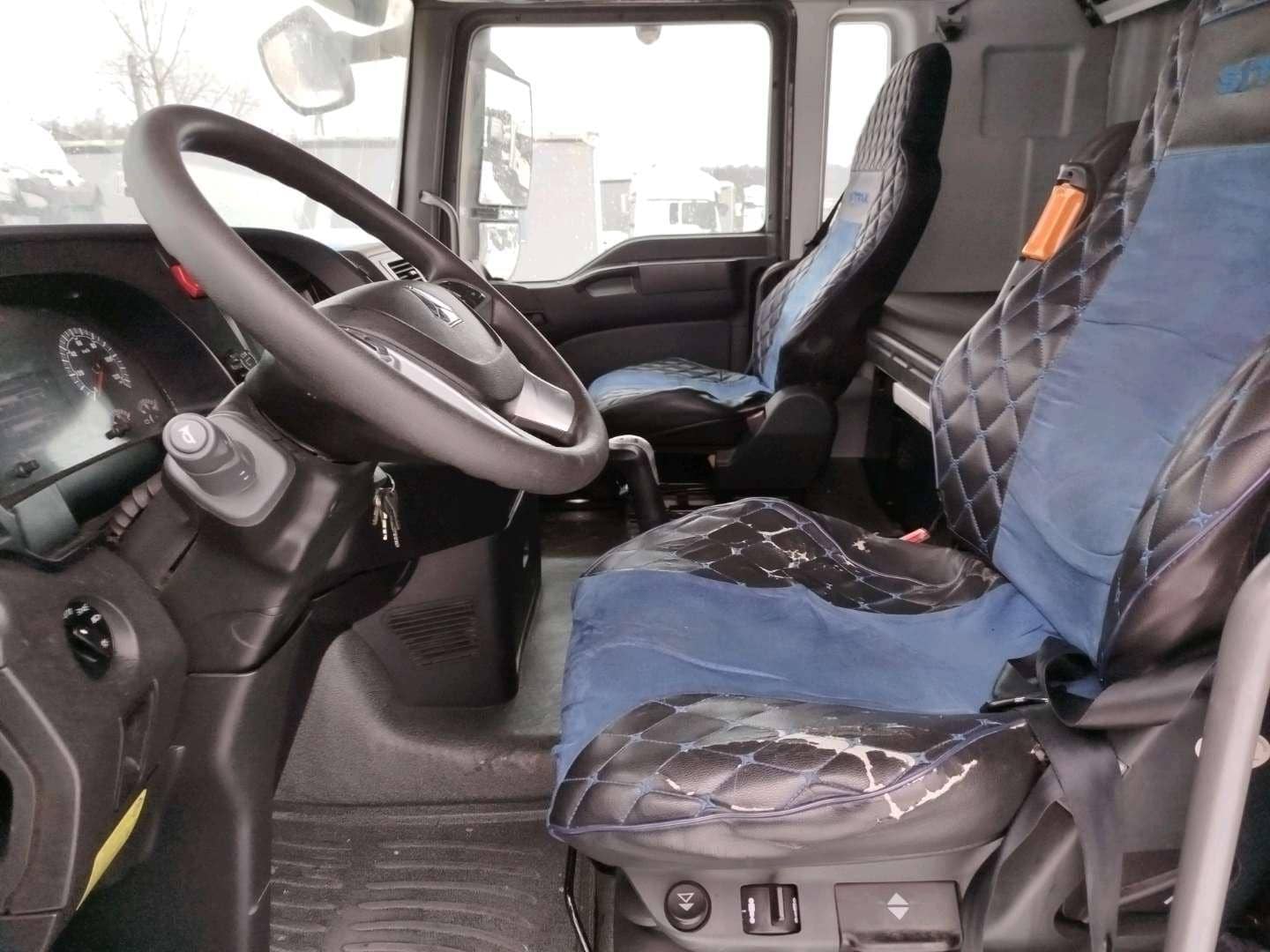 Sitrak С7Н 6×4 ZZ4256V364HE,  230 727 км, 2023 года в лизинг