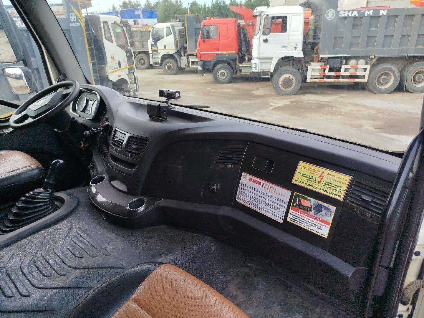 FAW CA3250P66K24L1TE5 6x6,  124 404 км, 2023 года в лизинг