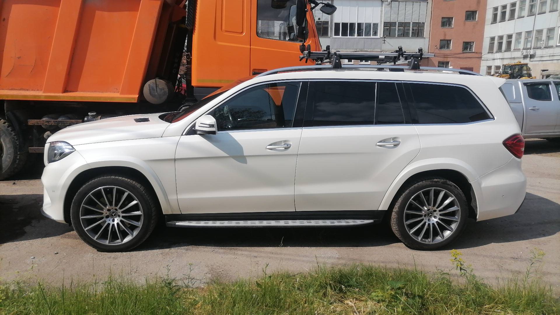 Mercedes-Benz GLS,  218 486 км, 2017 года