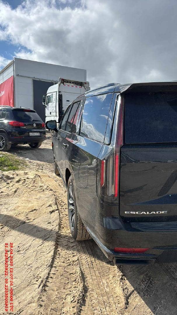 Cadillac Escalade,  42 552 км, 2023 года в лизинг