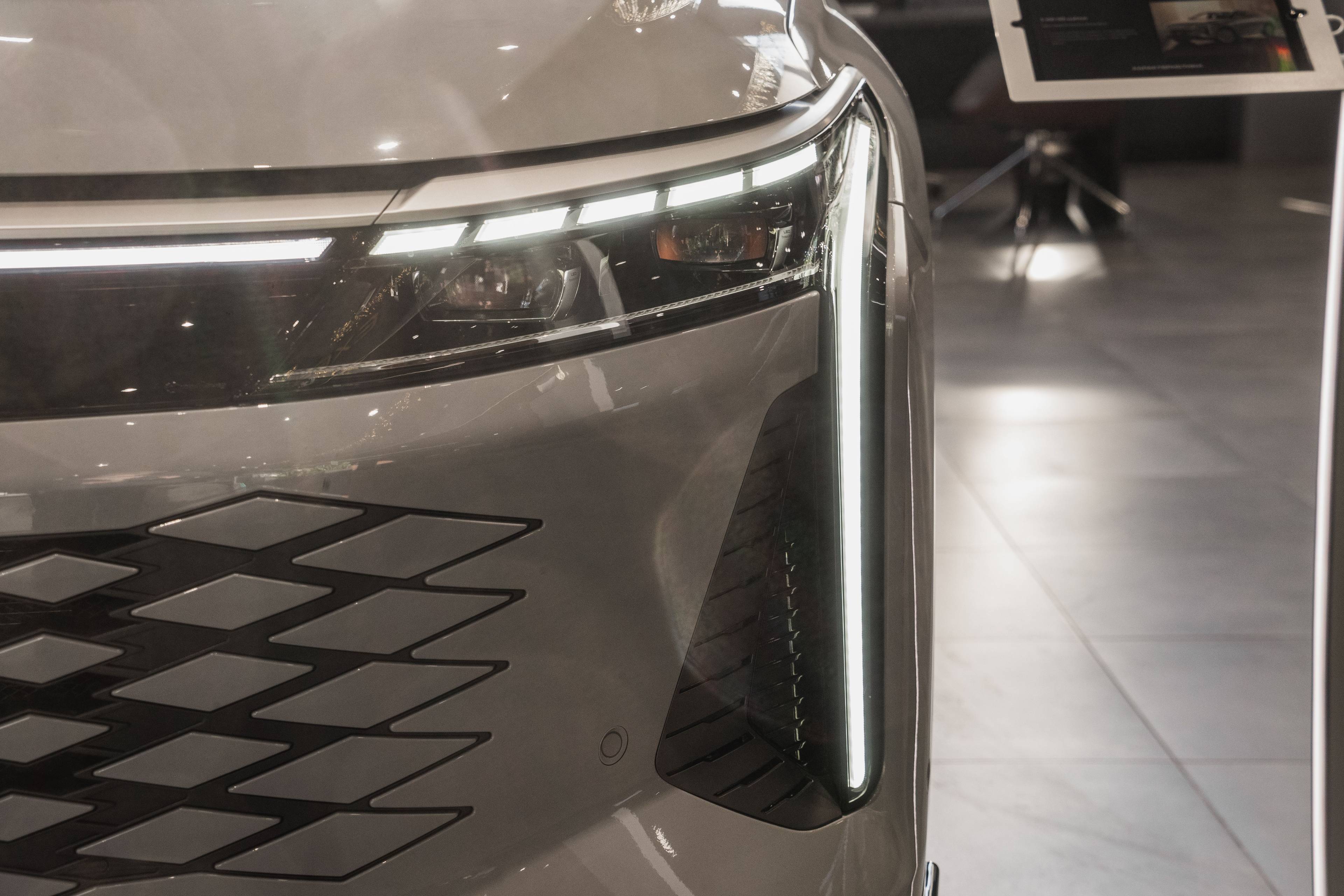 EXEED RX Премиум 2.0Т АТ полный привод (Premium)