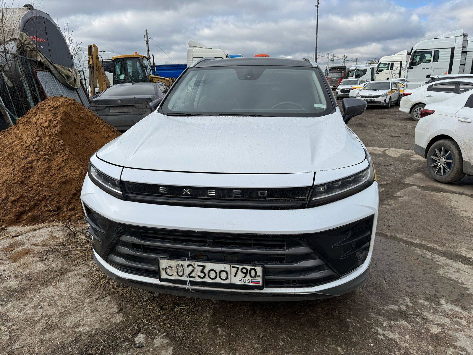 EXEED LX,  138 939 км, 2023 года в лизинг