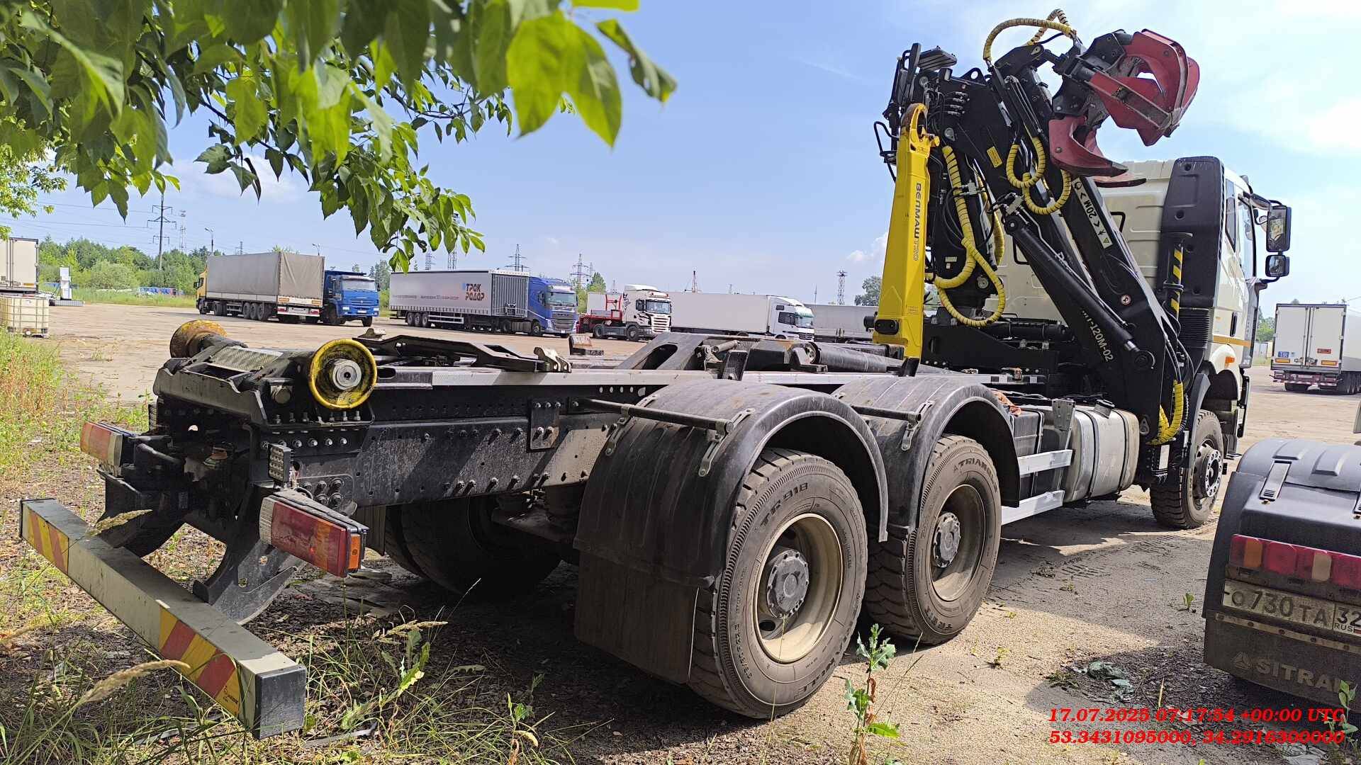 FAW CA3250P66K2T1E5 6х4,  8 543 км, 2024 года в лизинг