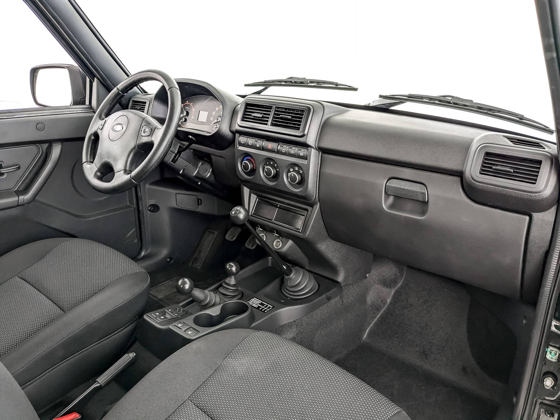 Lada Niva Legend Bronto Luxe 1.7 5MT