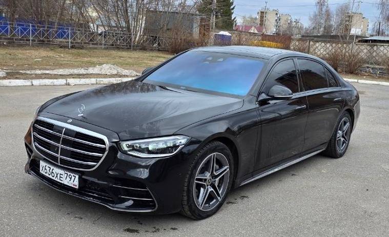Mercedes-Benz S седан