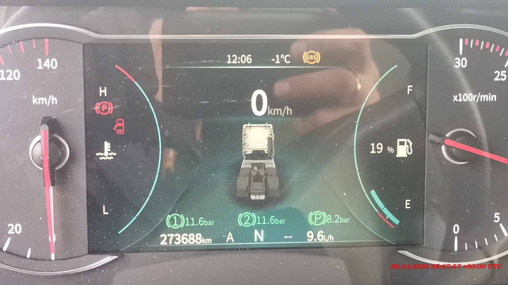 DongFeng GX D111A 4x2,  273 688 км, 2023 года в лизинг