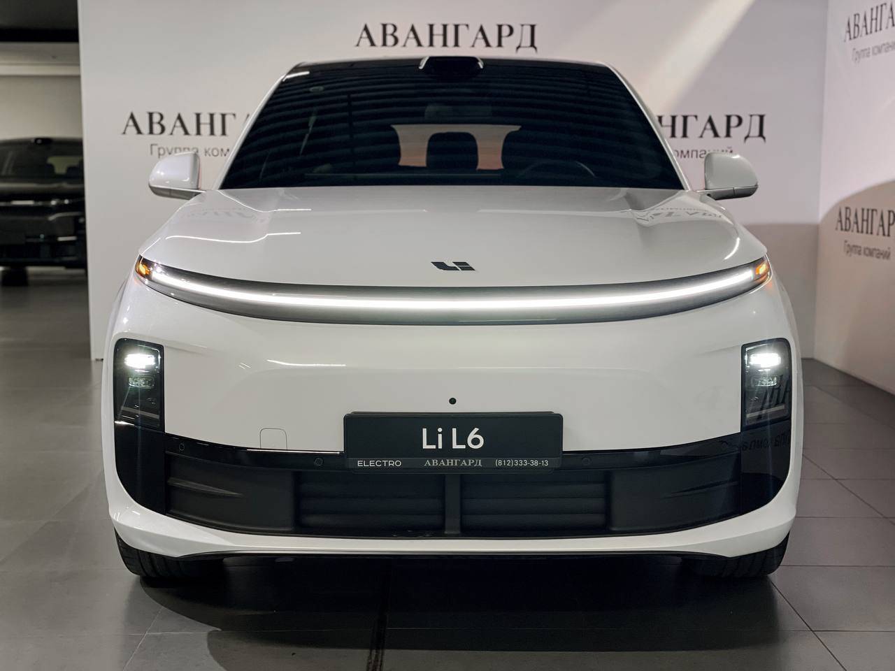 Lixiang Л6 (L6) Про (Pro)