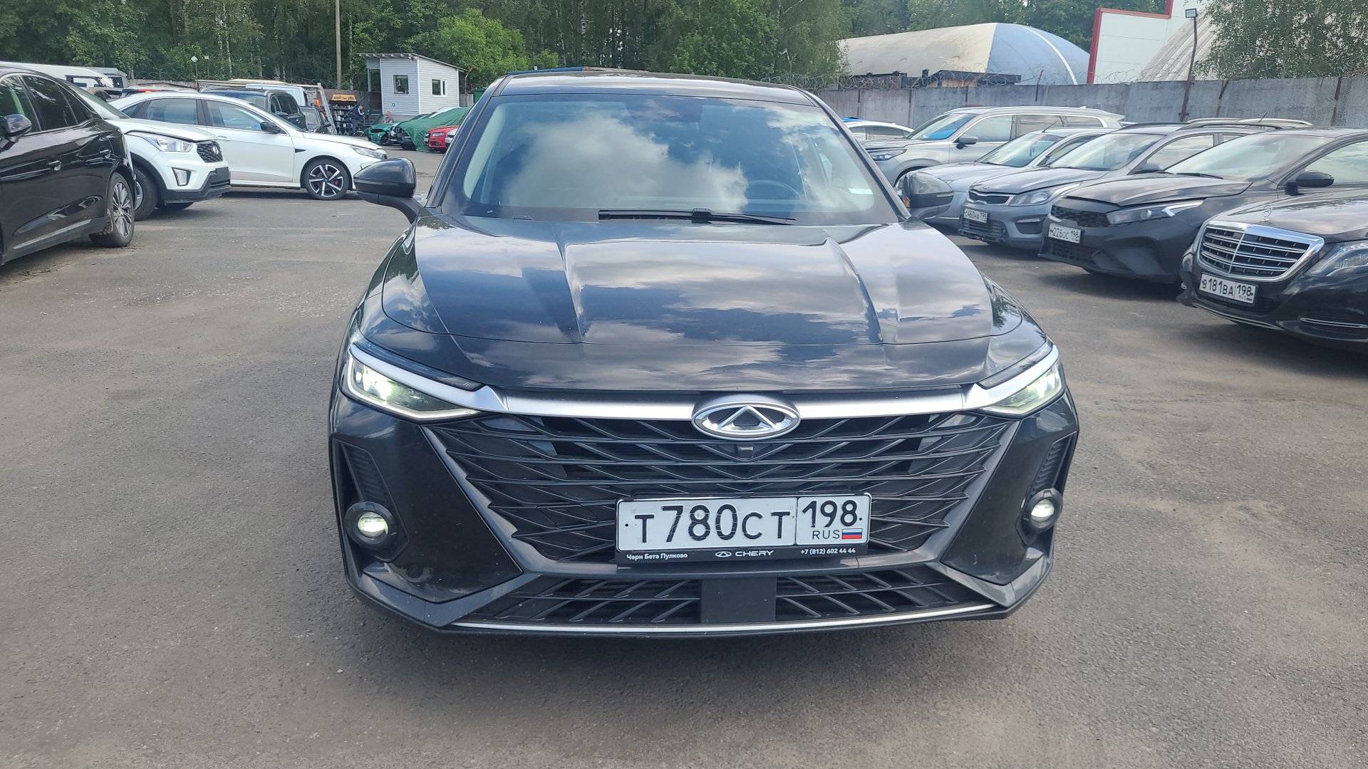 Chery Arrizo 8