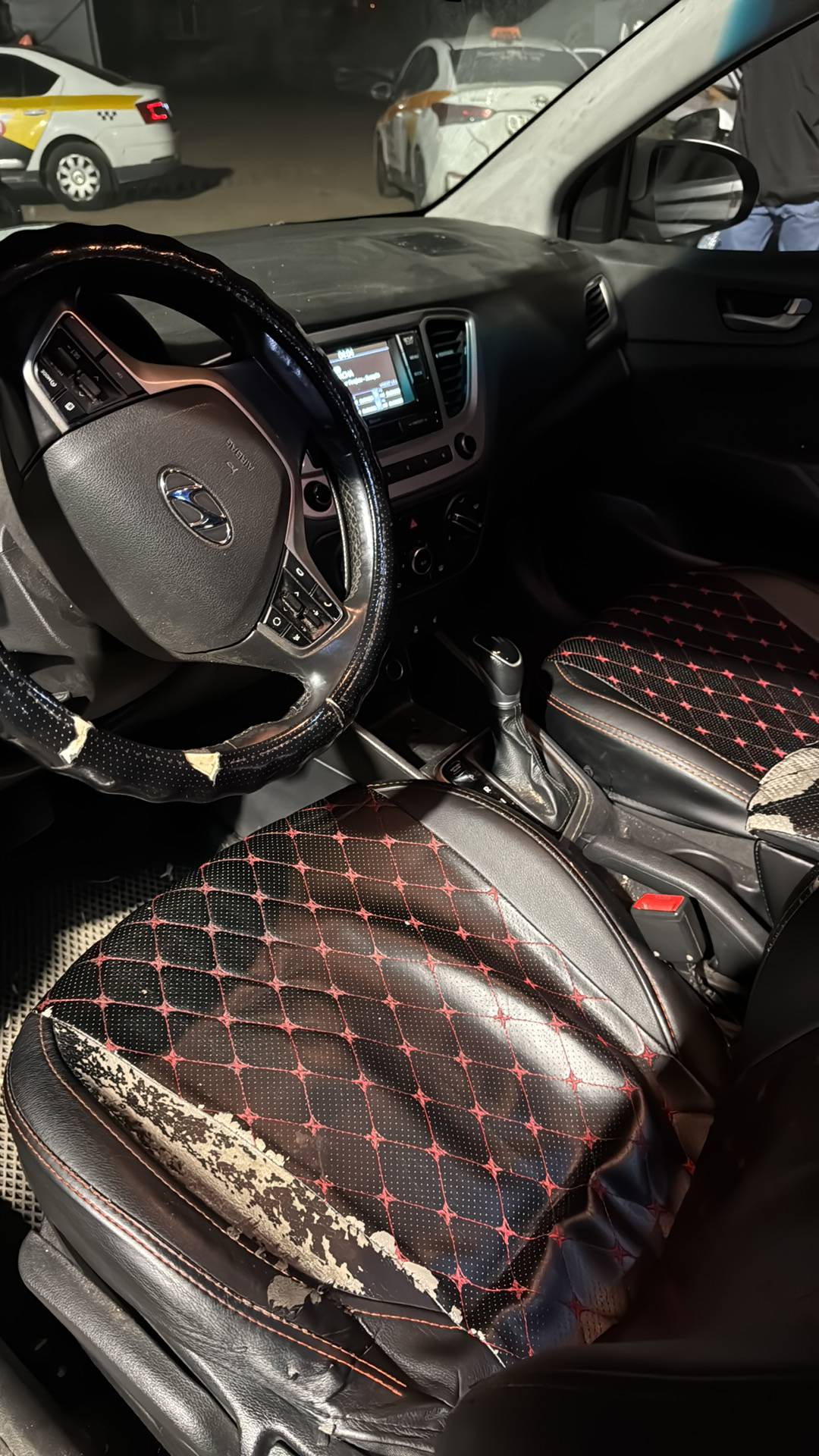 Hyundai Solaris,  397 099 км, 2019 года в лизинг