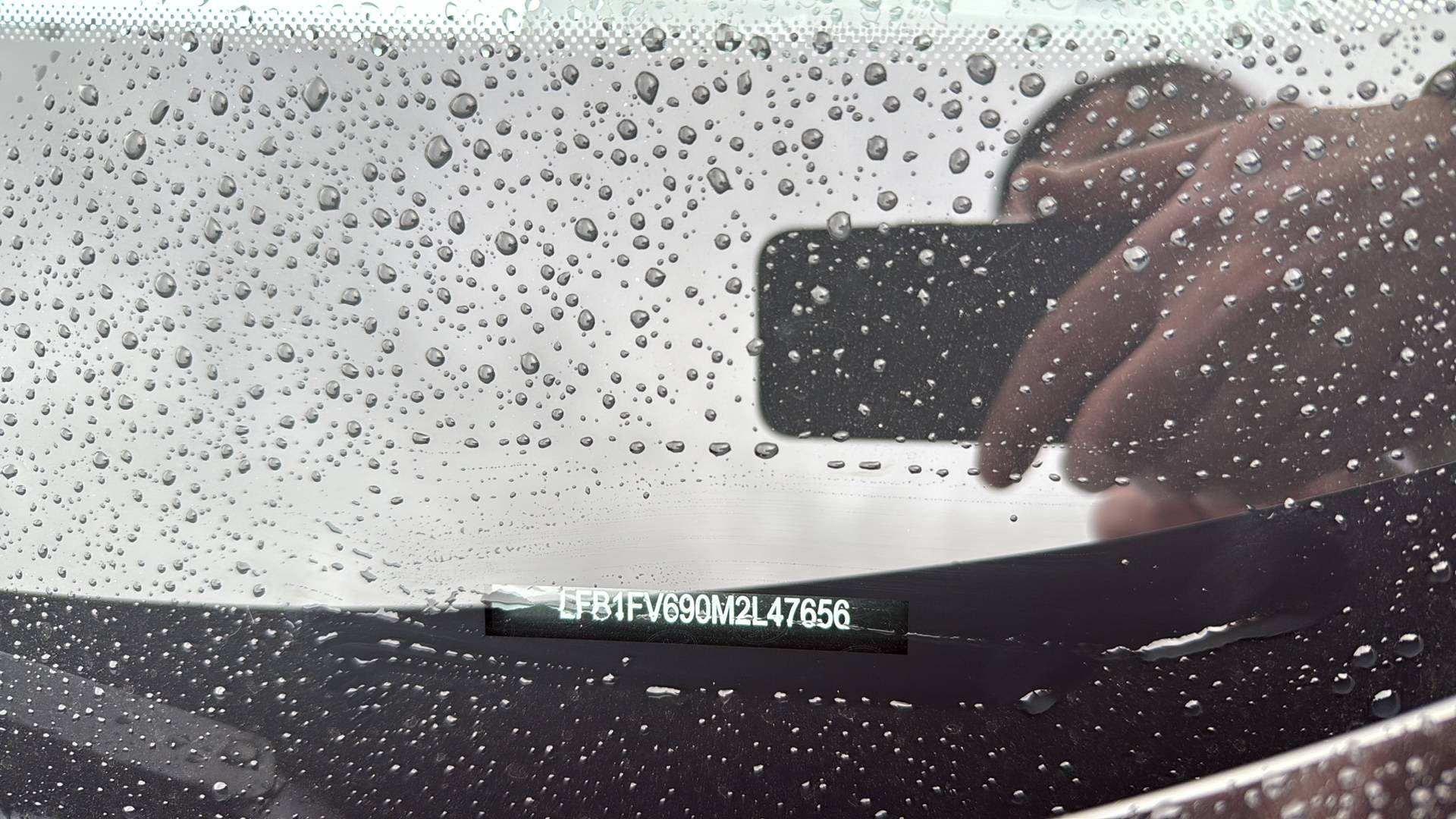 Hongqi E-HS9,  30 587 км, 2021 года в лизинг