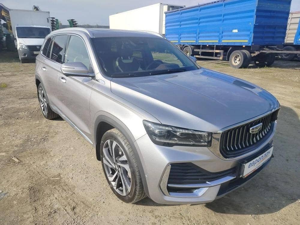 Geely Monjaro,  30 339 км, 2023 года в лизинг