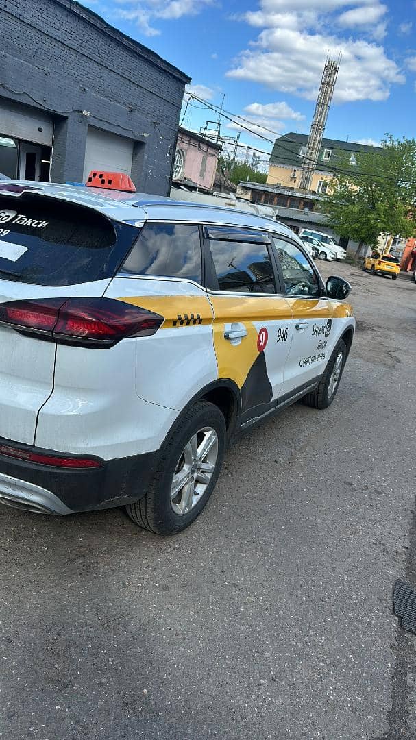 Geely Atlas Pro,  158 553 км, 2023 года в лизинг