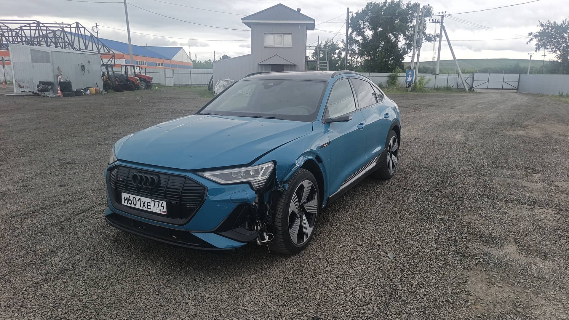 Audi e-tron,  24 477 км, 2020 года