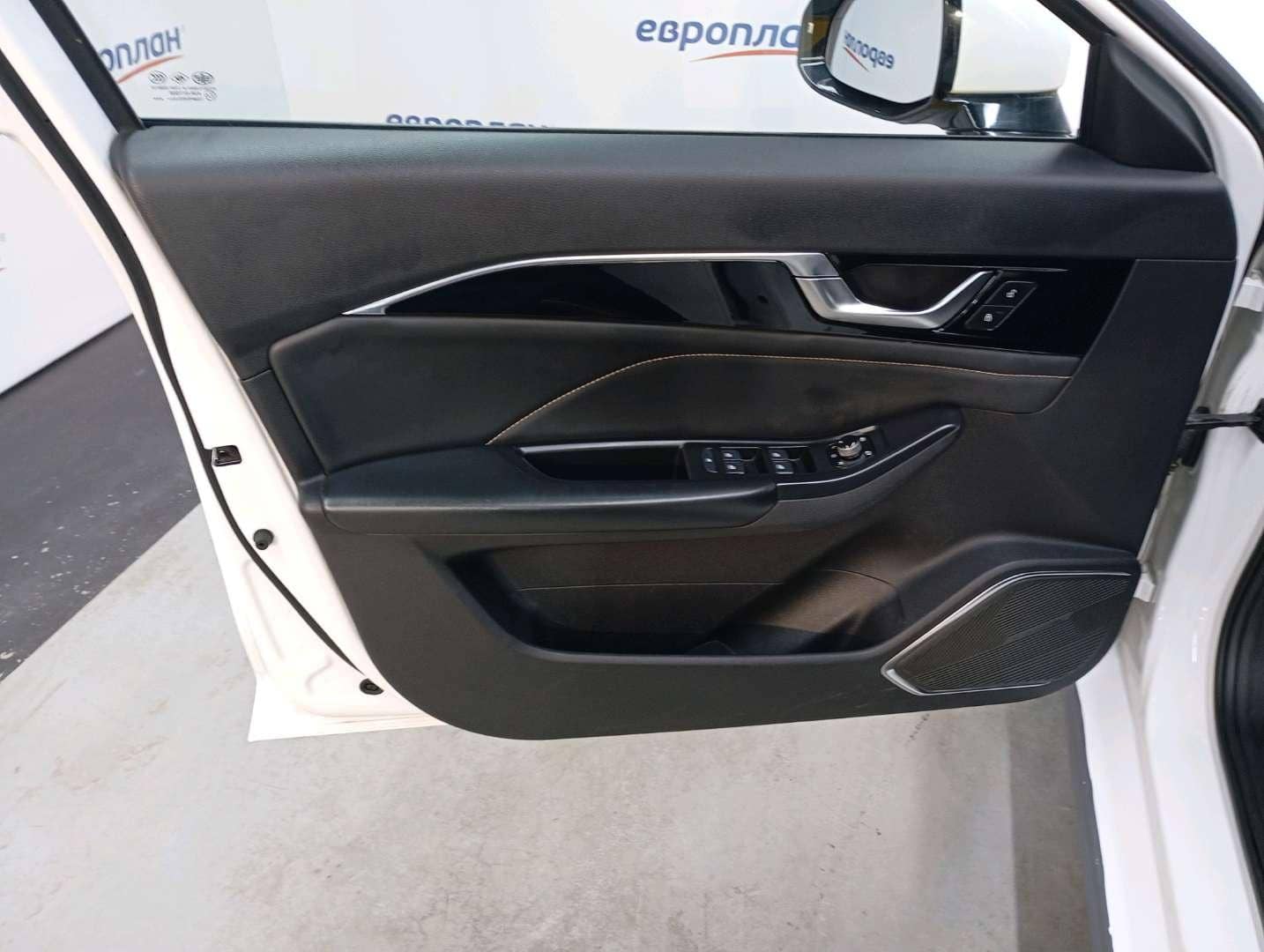 FAW Bestune B70,  119 956 км, 2023 года в лизинг