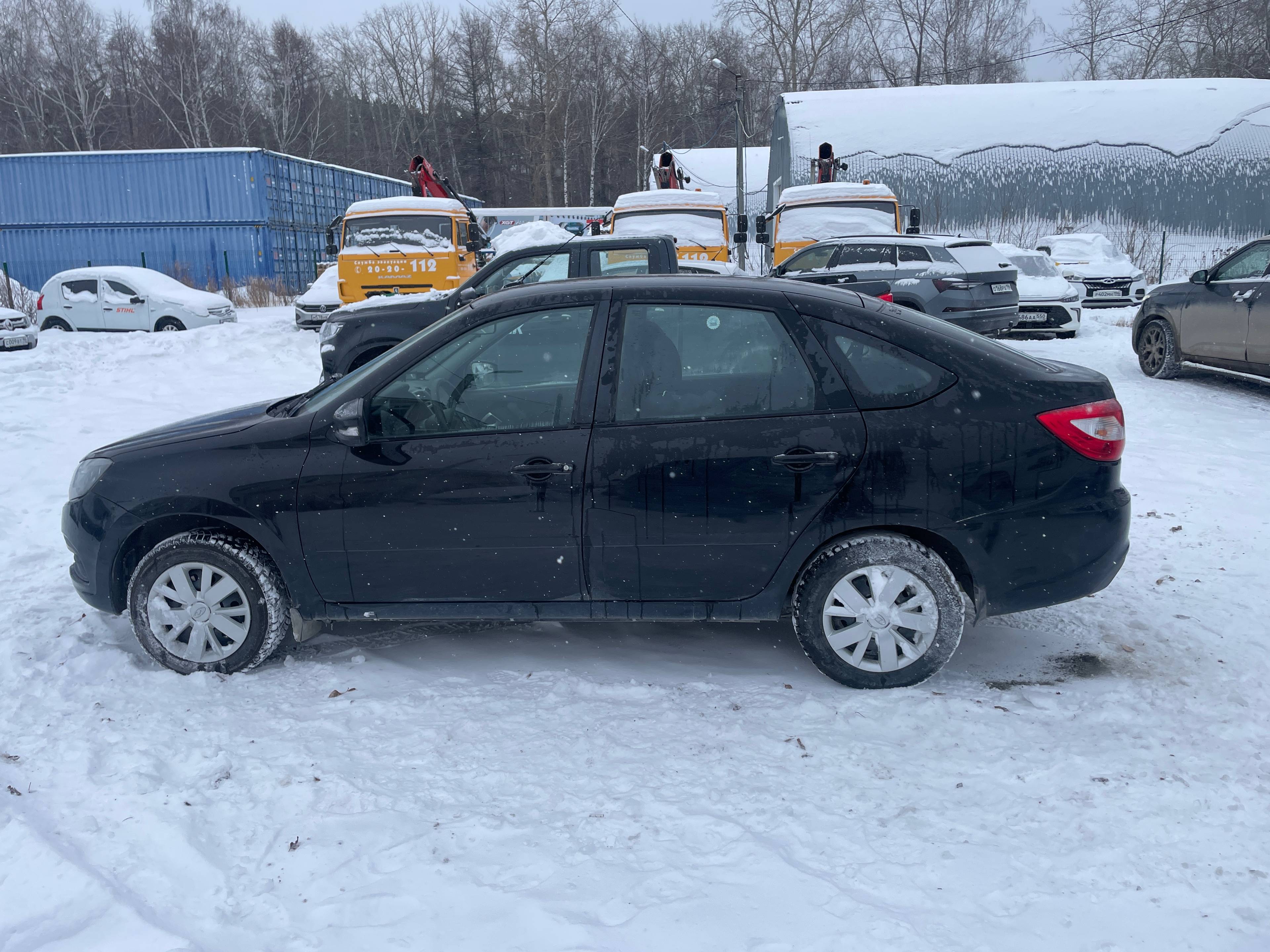 Lada Granta лифтбек,  64 037 км, 2023 года в лизинг
