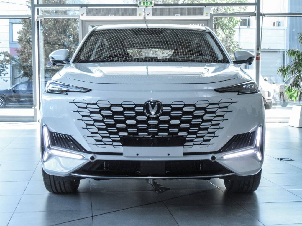 Changan Uni-K Техно 2.0 АТ полный привод